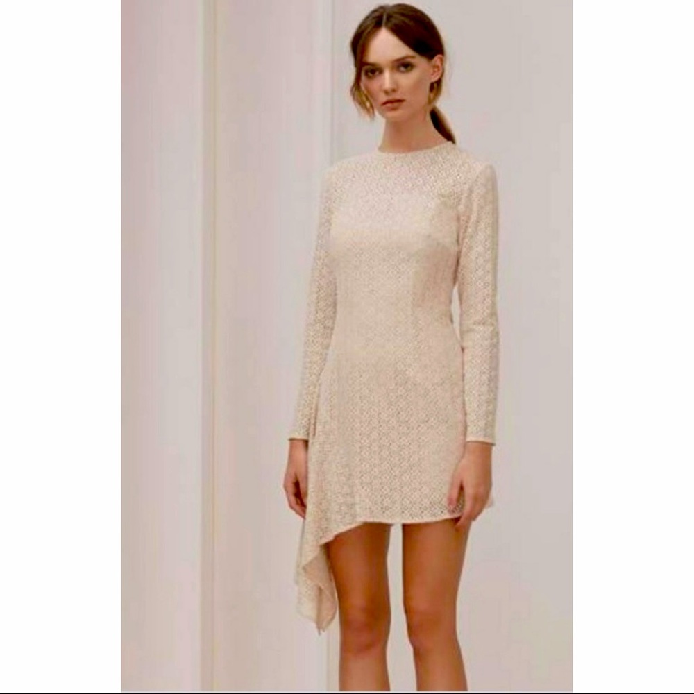 LIGHT PINK LACE COCKTAIL DRESS - WORN ONCE